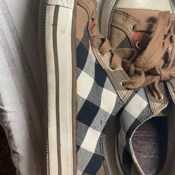 Burberry women's sneakers size 37 - Picture 1 of 7
